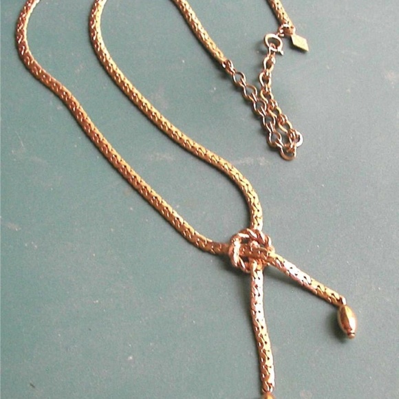 Sarah Conventry Crossover Necklace - Picture 3 of 5